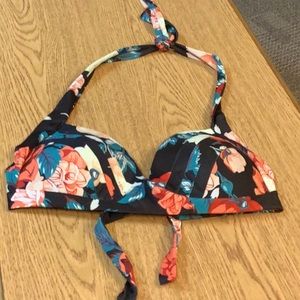 Cocoship bikini top green black, red and orange size large comfortable cups💋💋